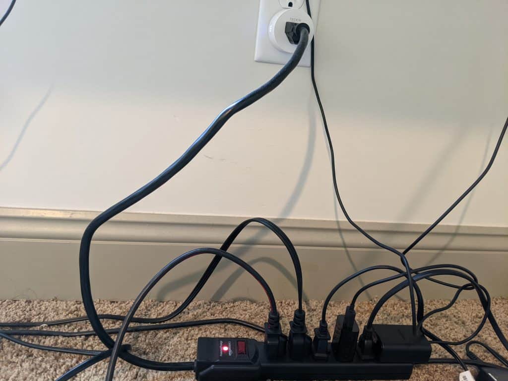 Can you use a smart plug with a surge protector